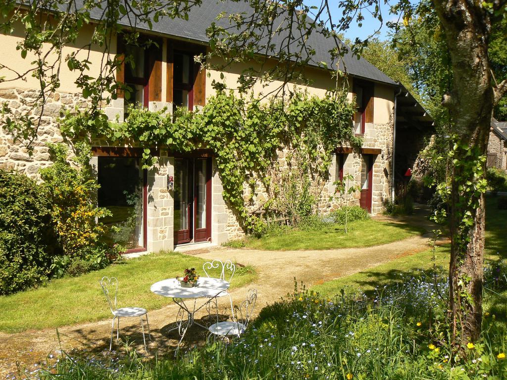 Chambres D'Hotes Du Vault Picot La Chapelle-aux-Filzméens 外观 照片